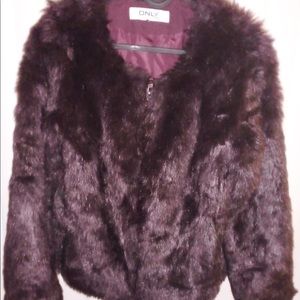 Faux fur maroon fur coat